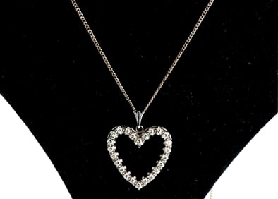 14kt white gold heart shaped diamond pendant