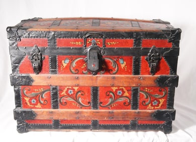 Antique Humpback Truck