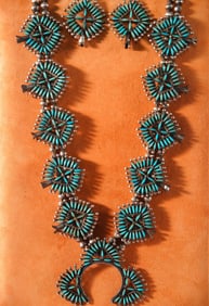 Outstanding Zuni Turquoise necklace & earring set