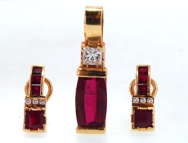 Pair of ruby and diam earrings and pendant