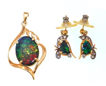 14kt Gold diamond & opal earrings & pendant