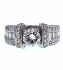 Platinum & 2.75ct Diamond ring with 1.18ct center
