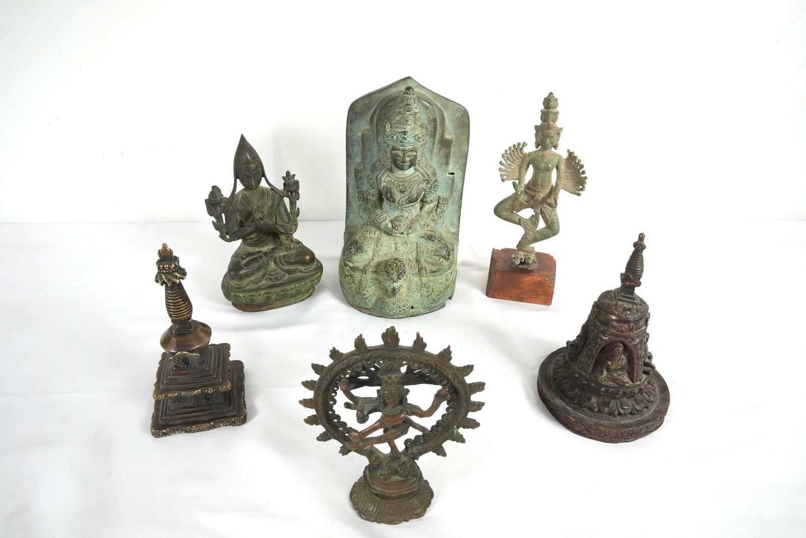 6 Bronze Buddha & Hindu figures - stupas (1 of 15)