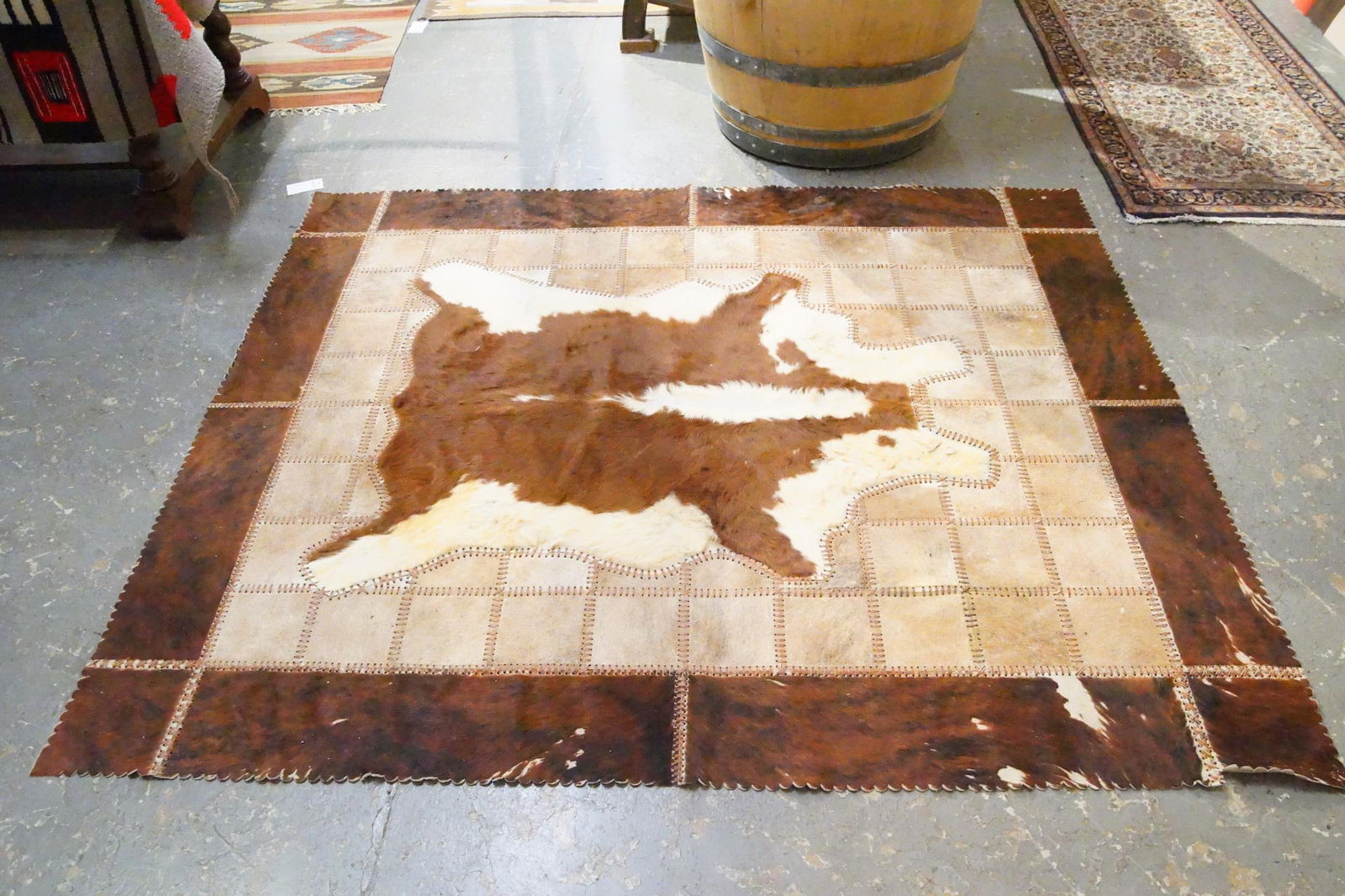 Cowhide patchwork 73.5" 62" - 2