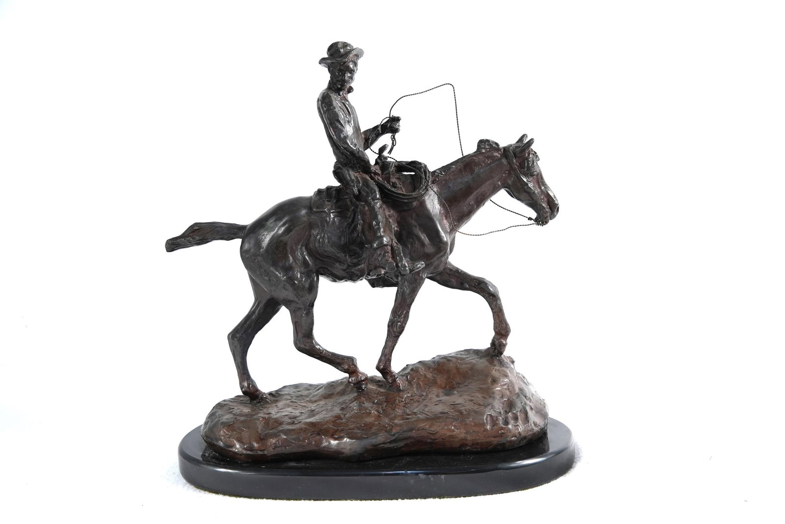 Charles Russel bronze - Cowboy on horse (1 of 8)
