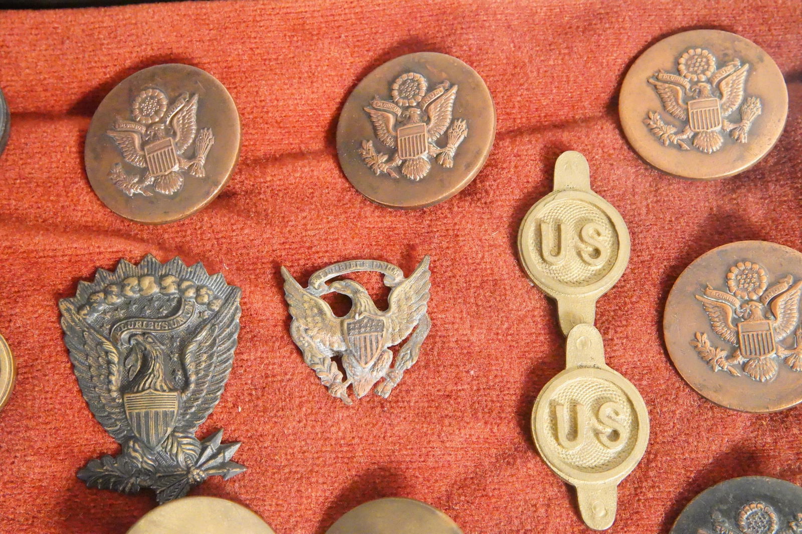 19 US Cavalry Insignias buttons - 5