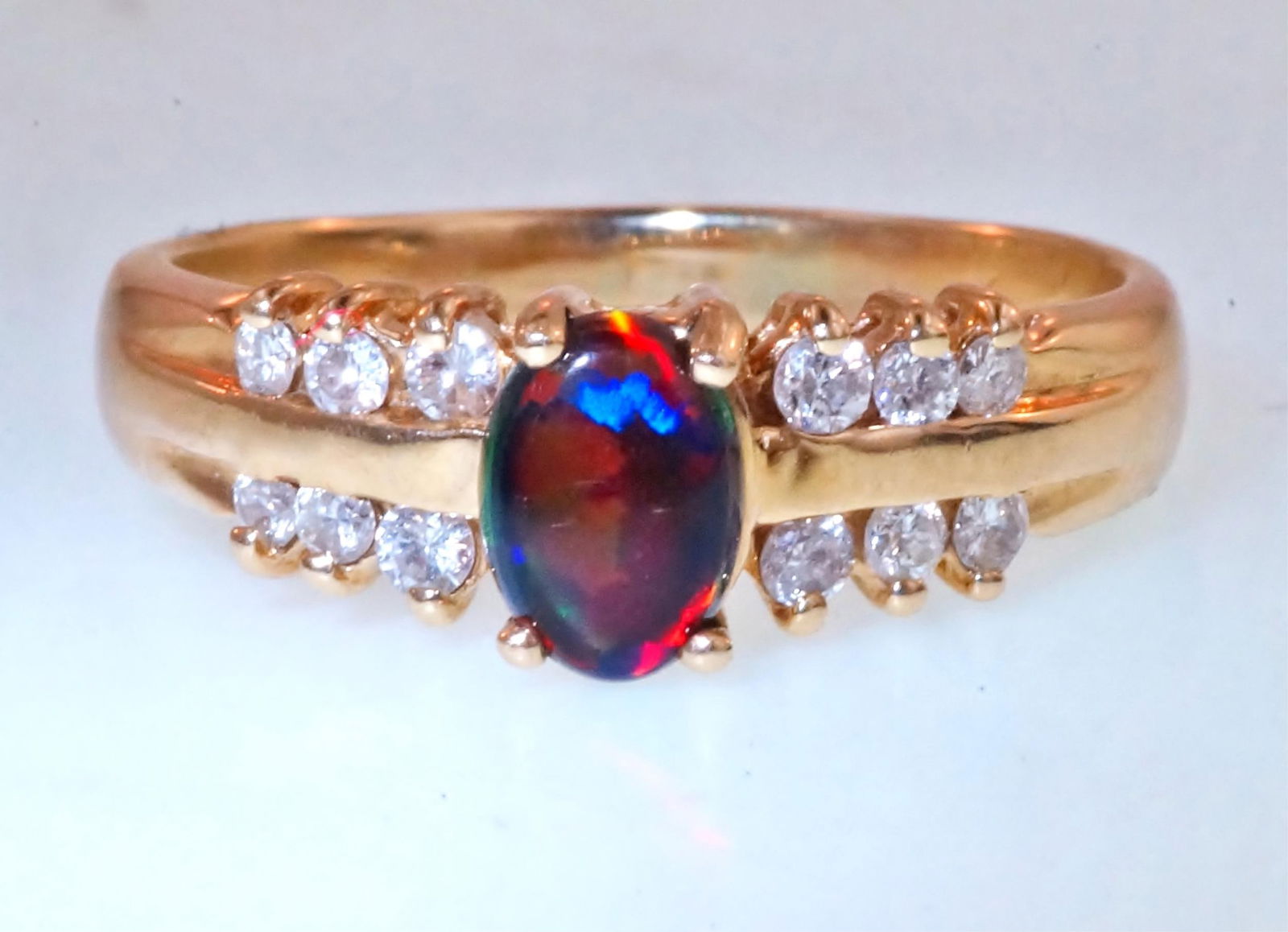 14kt Gold Opal and 12 diamond ring - 2