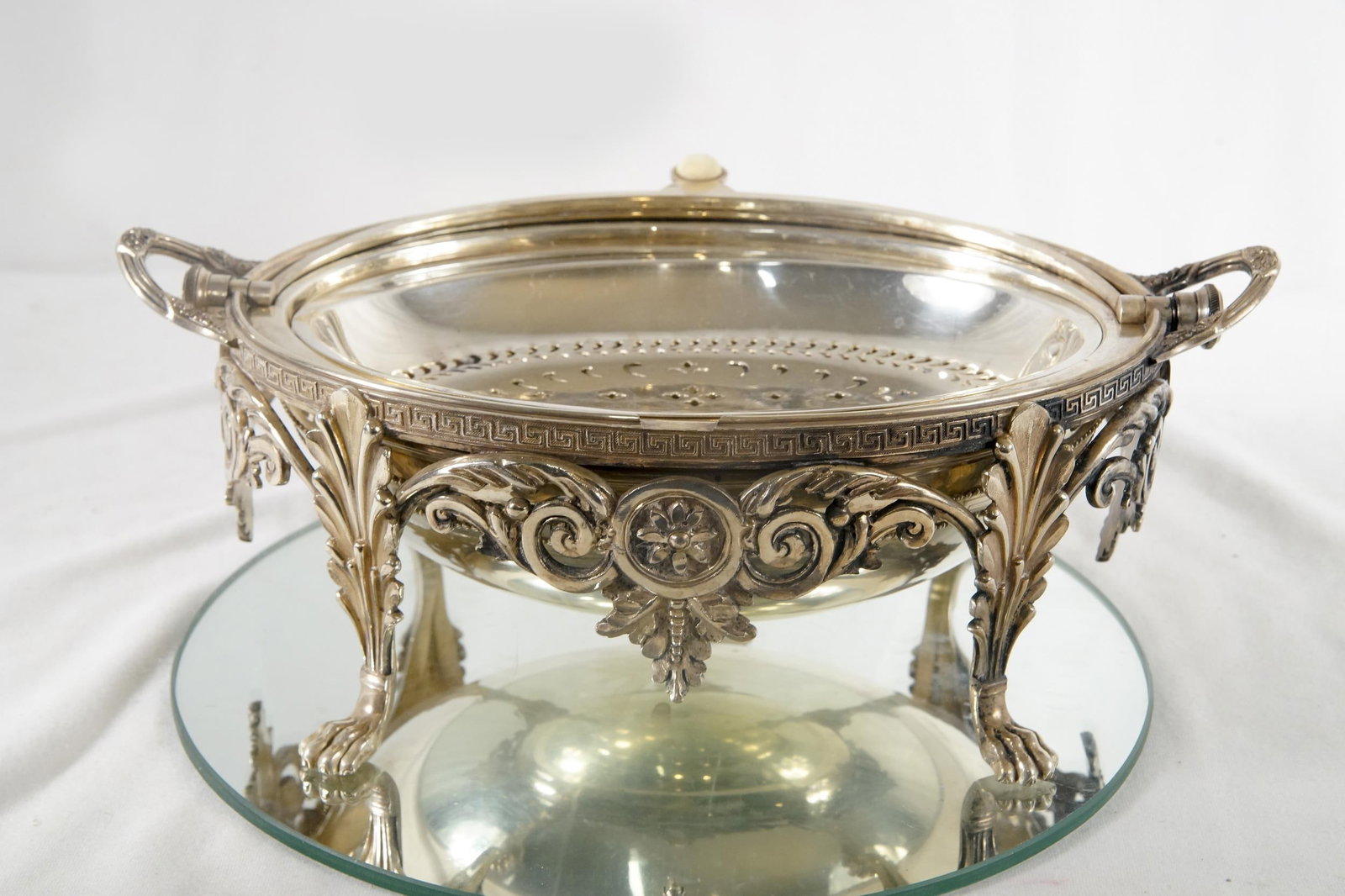 Covered silver plate vegetable dish - 2