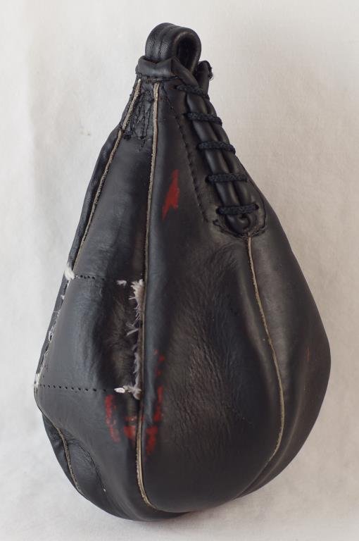 Bruce Lee's Boxing Speedbag w/ COA and book: includes COA and book by George Lee and David Tadman that documents many of the letter and designs