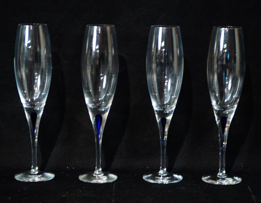 Orrefors stem champagne glasses - 4 pcs: Orrefors stem champagne glasses - 4 pcs