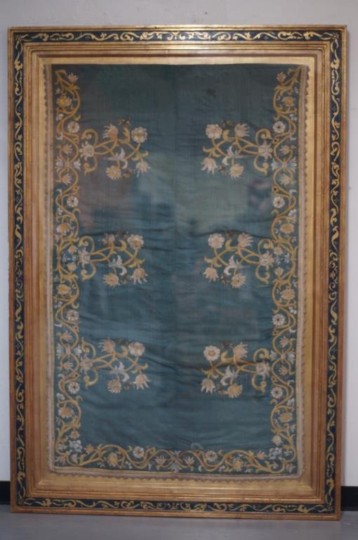 18th cent. Silk Tapestry in custom gold leaf frame (1 of 8)