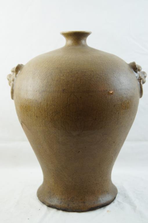 Early Chinese Long Chuen ceramic MeiPing Vase (1 of 10)