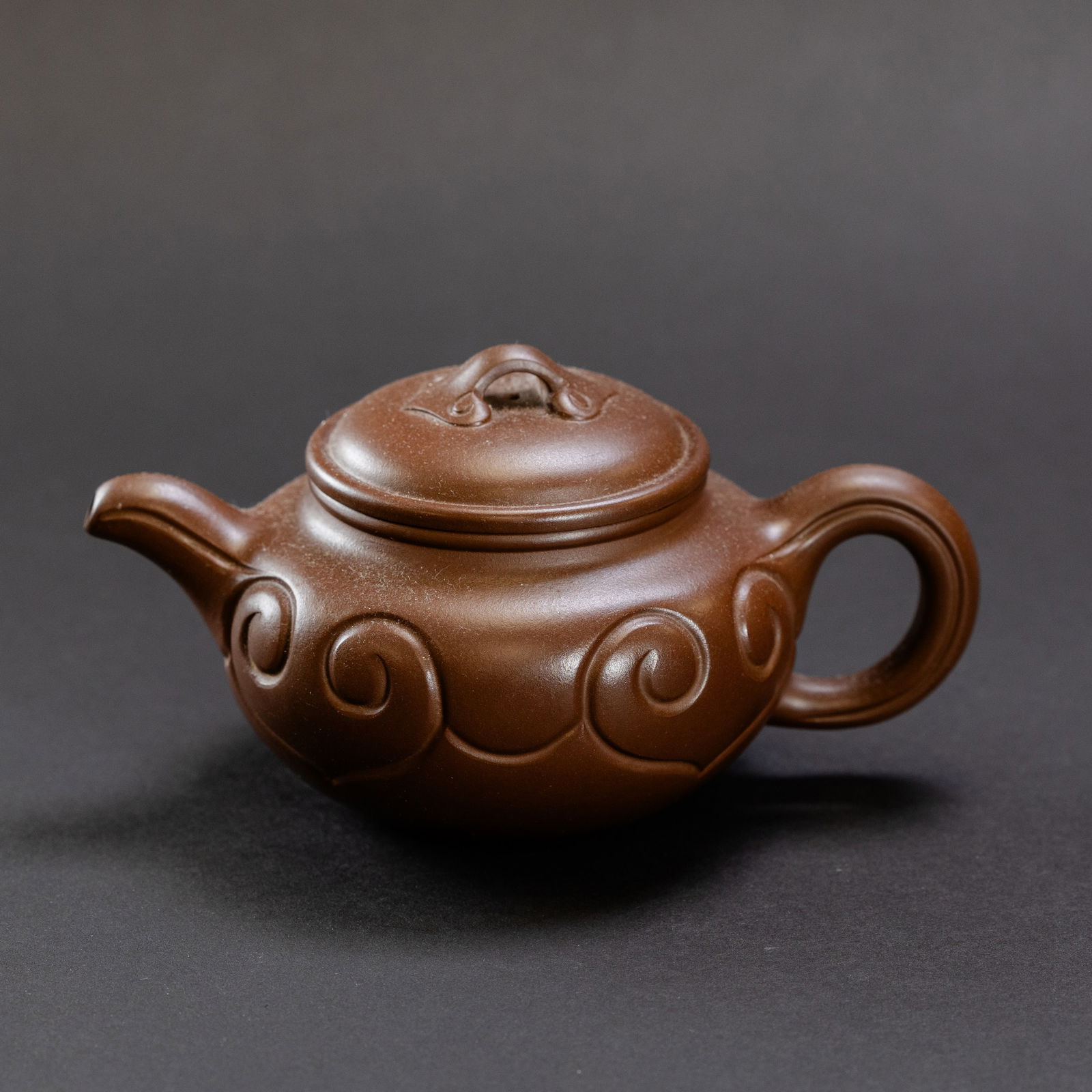 20th Century Zhou Weizhen Mark Ruyi Pattern Zisha Teapot (1 of 4)