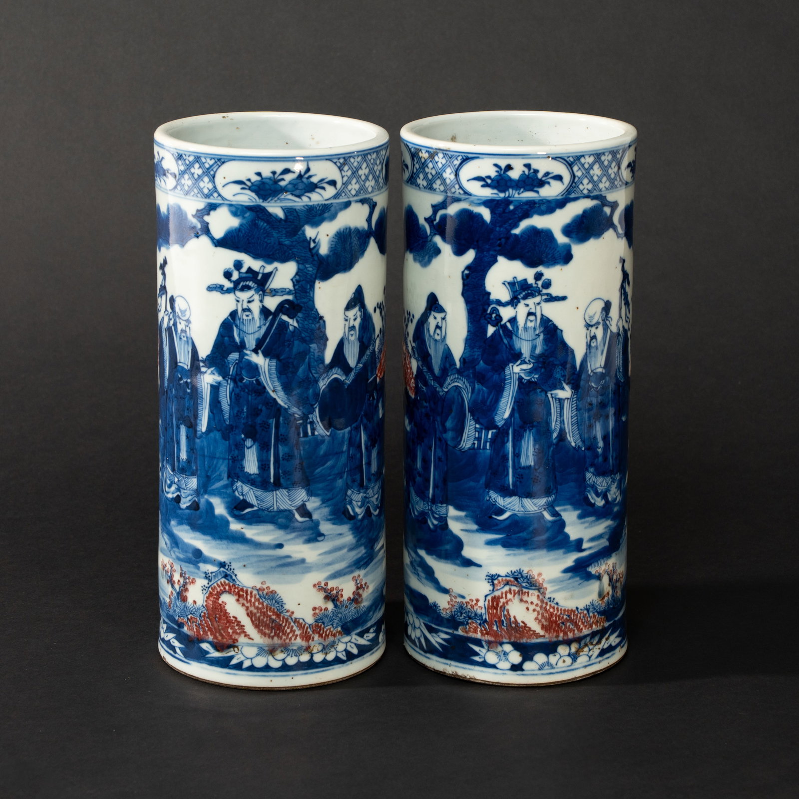 A PAIR OF BLUE AND WHITE AND UNDERGLAZE-RED 'FIGURES' HAT STANDS LATE QING DYNASTY – REPUBLIC (1 of 3)
