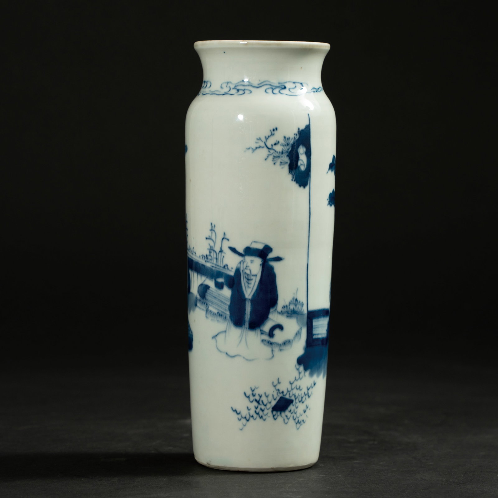 A BLUE AND WHITE ‘SCHOLAR’ SLEEVE VASE TRANSITIONAL PERIOD 17TH CENTURY 明末: A BLUE AND WHITE SCHOLAR SLEEVE VASETRANSITIONAL明末清初 青花高士图筒瓶
