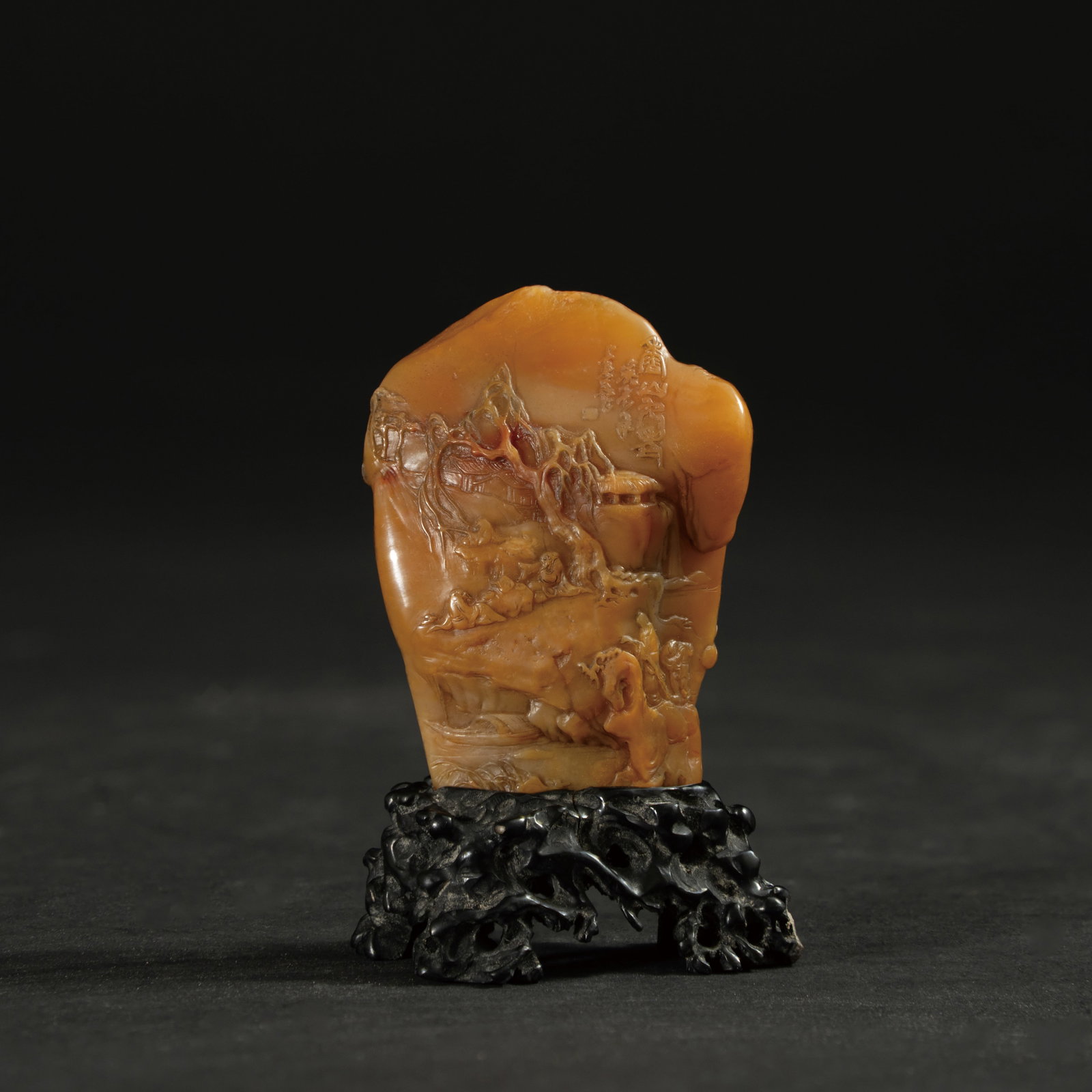 A RARE TIANHUANG STONE 'SCHOLAR IN LANDSCAPE' MOUNTAIN BOULDER LATE QING DYNASTY (19TH CENTURY): A RARE TIANHUANG STONE 'SCHOLAR IN LANDSCAPE' MOUNTAIN BOULDERLATE QING DYNASTY (19TH CENTURY)清晚期 田黄石“香山九老”山