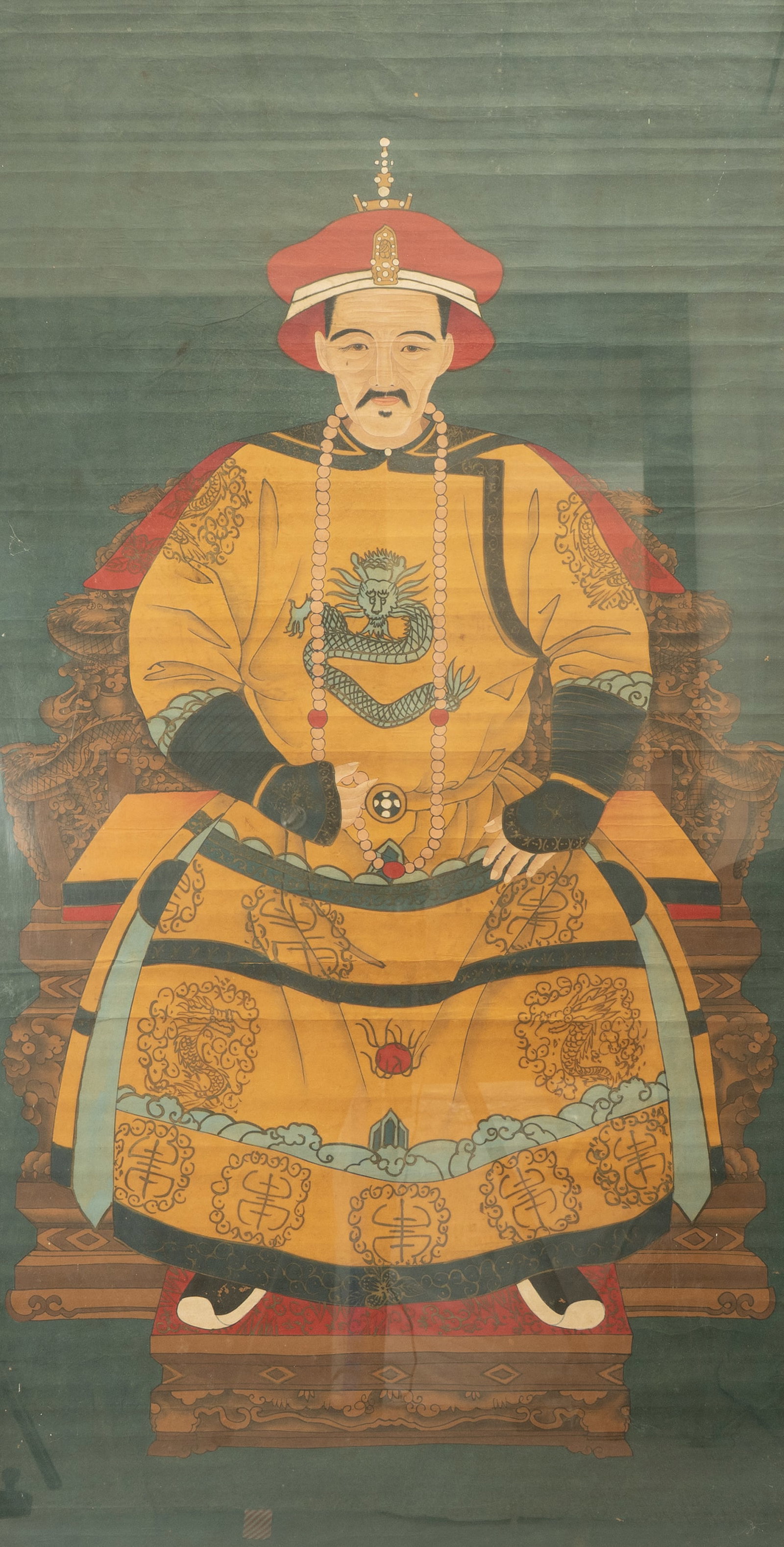 AN ANCESTOR PORTRAIT OF THE KANGXI EMPEROR 19TH CENTURY 19世纪 康熙皇: AN ANCESTOR PORTRAIT OF THE KANGXI EMPEROR19TH CENTURY19世纪 康熙皇帝像 ESTIMATE: $2.500 – $3.500DescriptionThis large-scale formal portrait