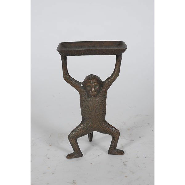 4133 Bronze monkey holding a tray