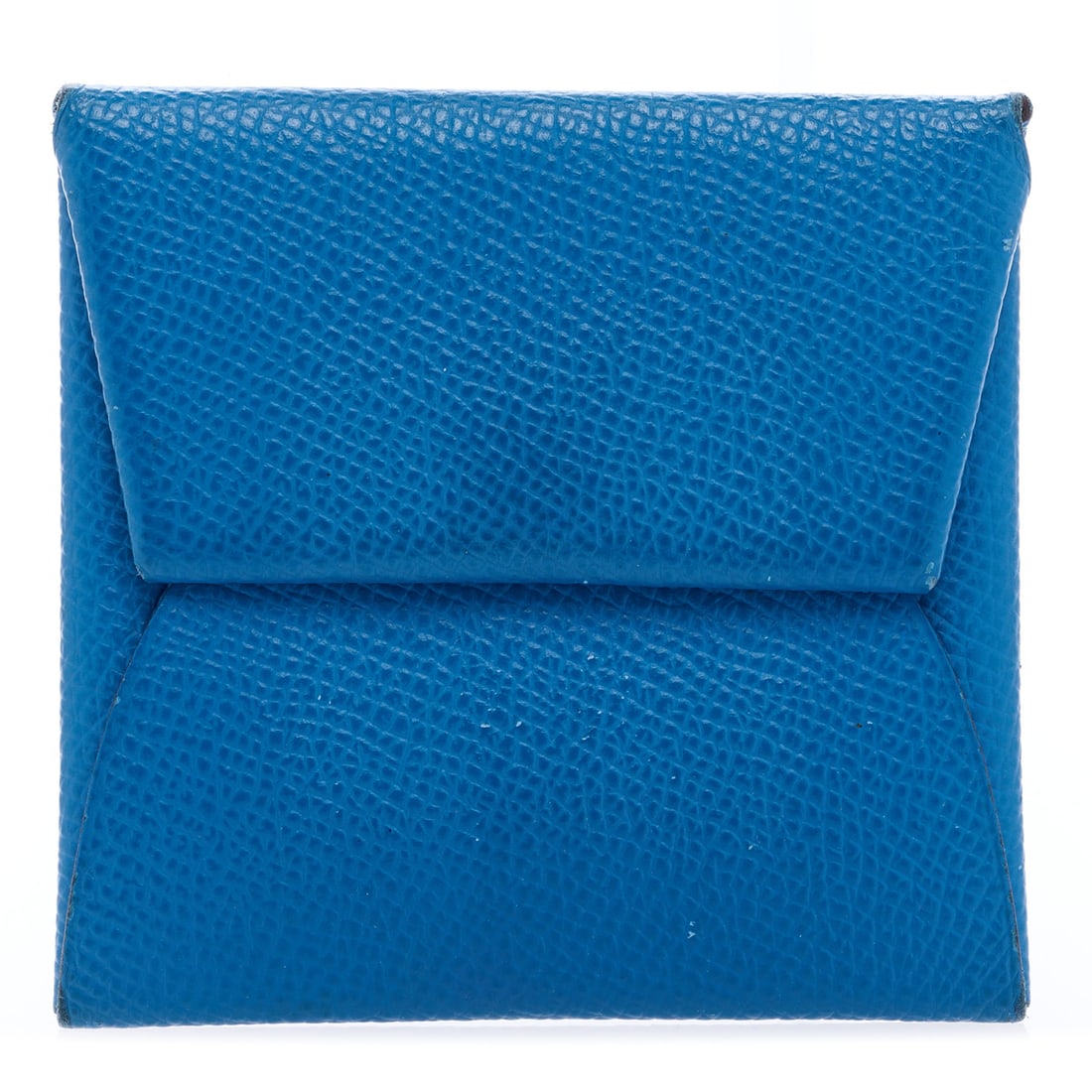 Hermes Epsom Bastia Coin Purse Mykonos: Hermes Epsom Bastia Coin Purse in the vibrant shade of Mykonos blue is the perfect accessory for storing your coins and small essentials. Crafted from luxurious Epsom leather, this coin purse showcase