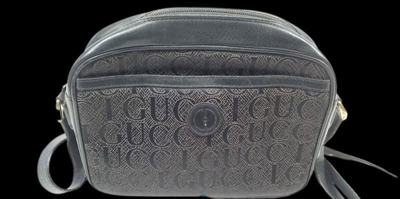 Vintage Black Gucci Perforated Leather Soho Tote Purse: Vintage Black Gucci Perforated Leather Soho Tote Purse