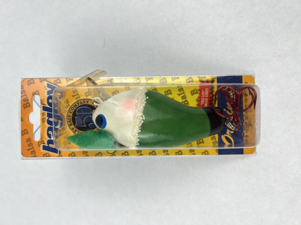 Bagley Tru-life Balsa lure: In original packaging. Condition: Presenting nicely. Dimensions: L 5.5"