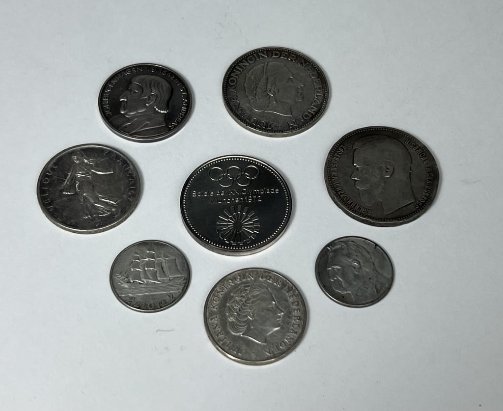 Grouping of foreign silver coins (1 of 5)