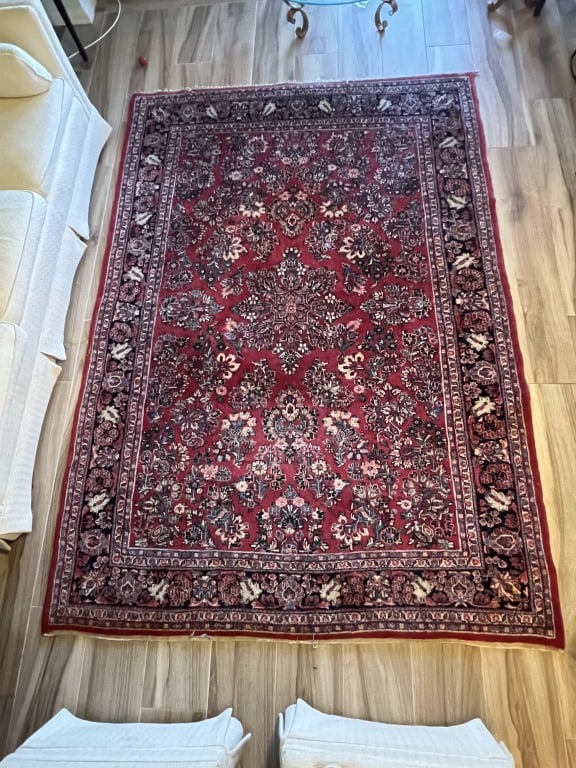 Vintage rug Iran 8'9" x 6'2": A vintage 1970's rug from Iran, 100%wool, hand woven. Condition: used, minor edge wear, well kept, no major stains.