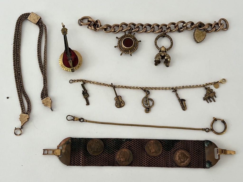 Antique costume jewelry lot (1 of 8)