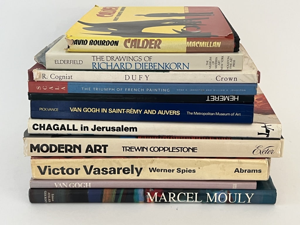 (11) Modern Masters Art books (1 of 8)