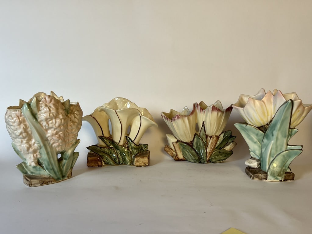(4) McCoy Floral vases (1 of 18)
