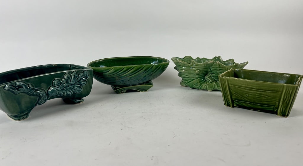 (4) McCoy and Brush McCoy green planters (1 of 18)