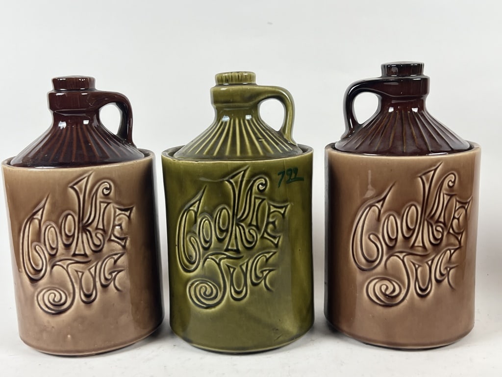 (3) McCoy cookie Jug Cookie jars (1 of 6)