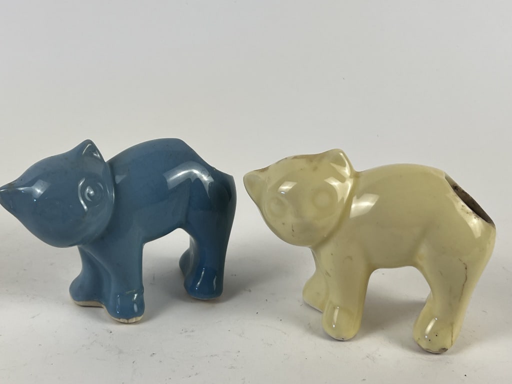 (2) McCoy miniature cat planters (1 of 6)