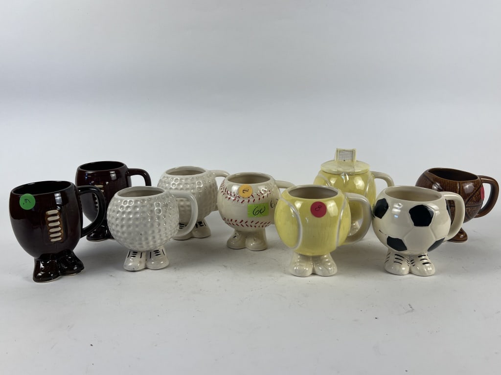 McCoy style sports mug collections: Football, gold, tennist, baseball, soccer and basketball. Dimensions: H 4" x W 5" Condition: All with some crazing and in need of cleaning, no major chips.