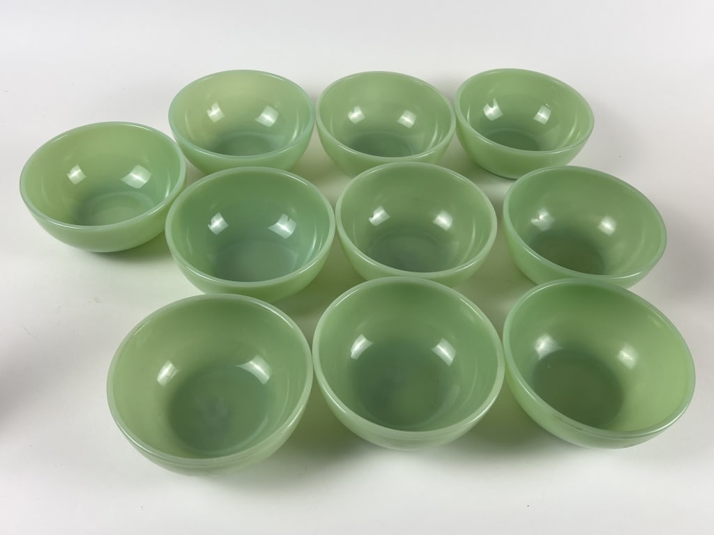 (10) Fire-King Jadeite bowls (1 of 9)