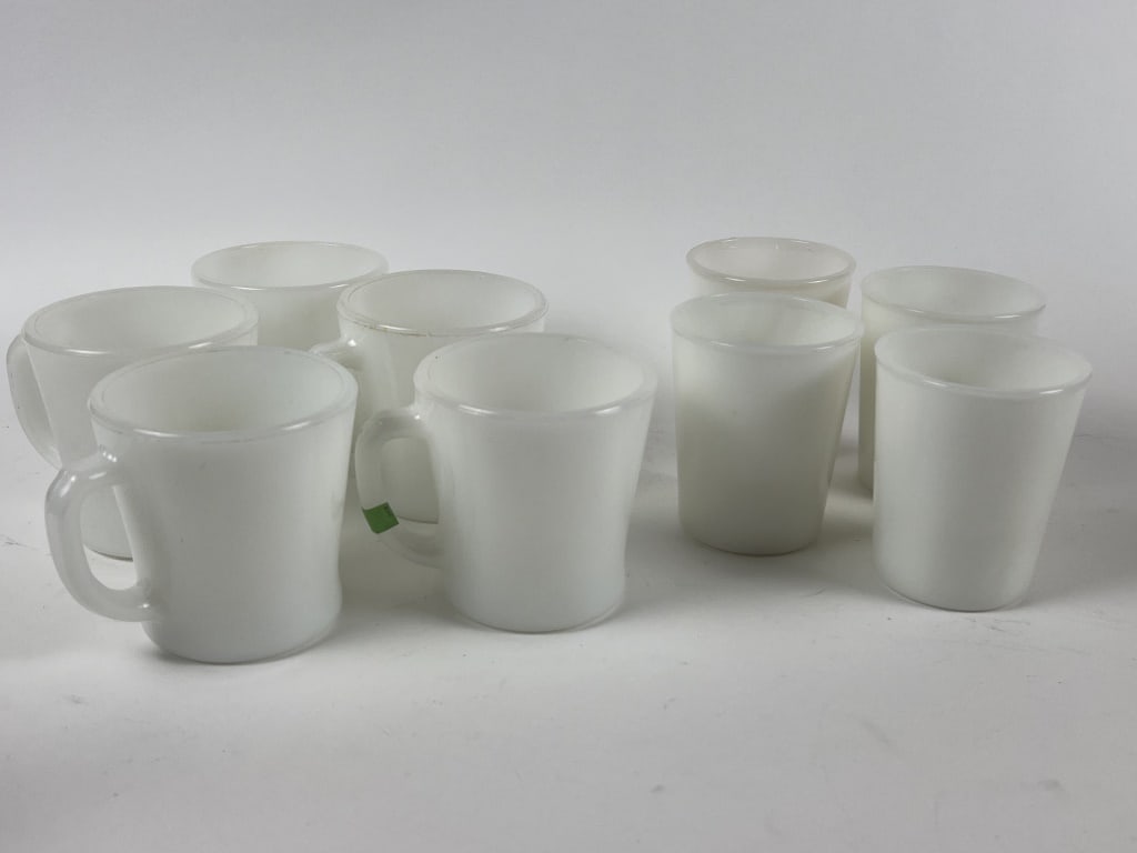 White Anchor Hocking cups (1 of 6)