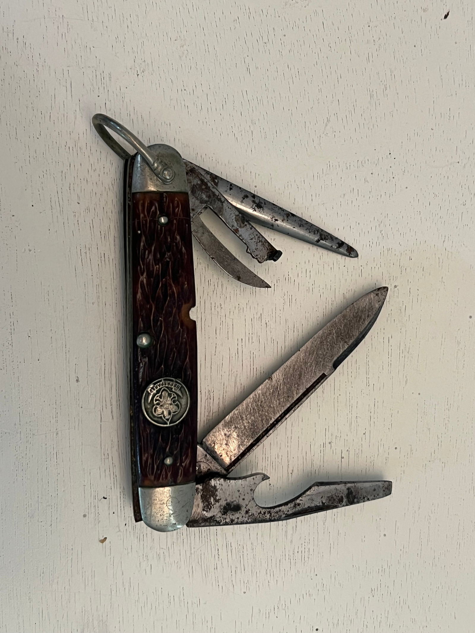 Boy Scouts of America pocket knife (1 of 3)