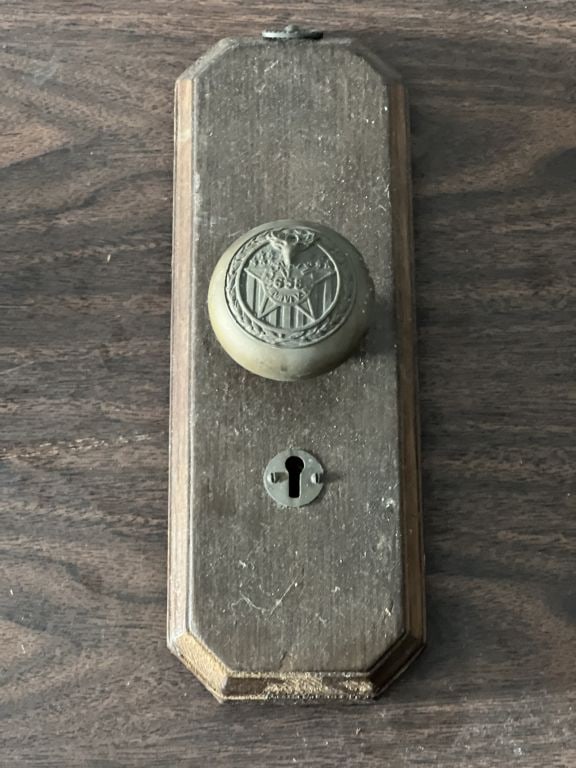 Antique door knob as wall hanging (1 of 2)