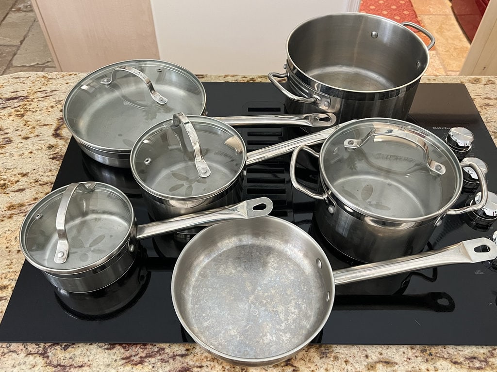 Philippe Richard Stainless Pots and Pans Set (1 of 5)