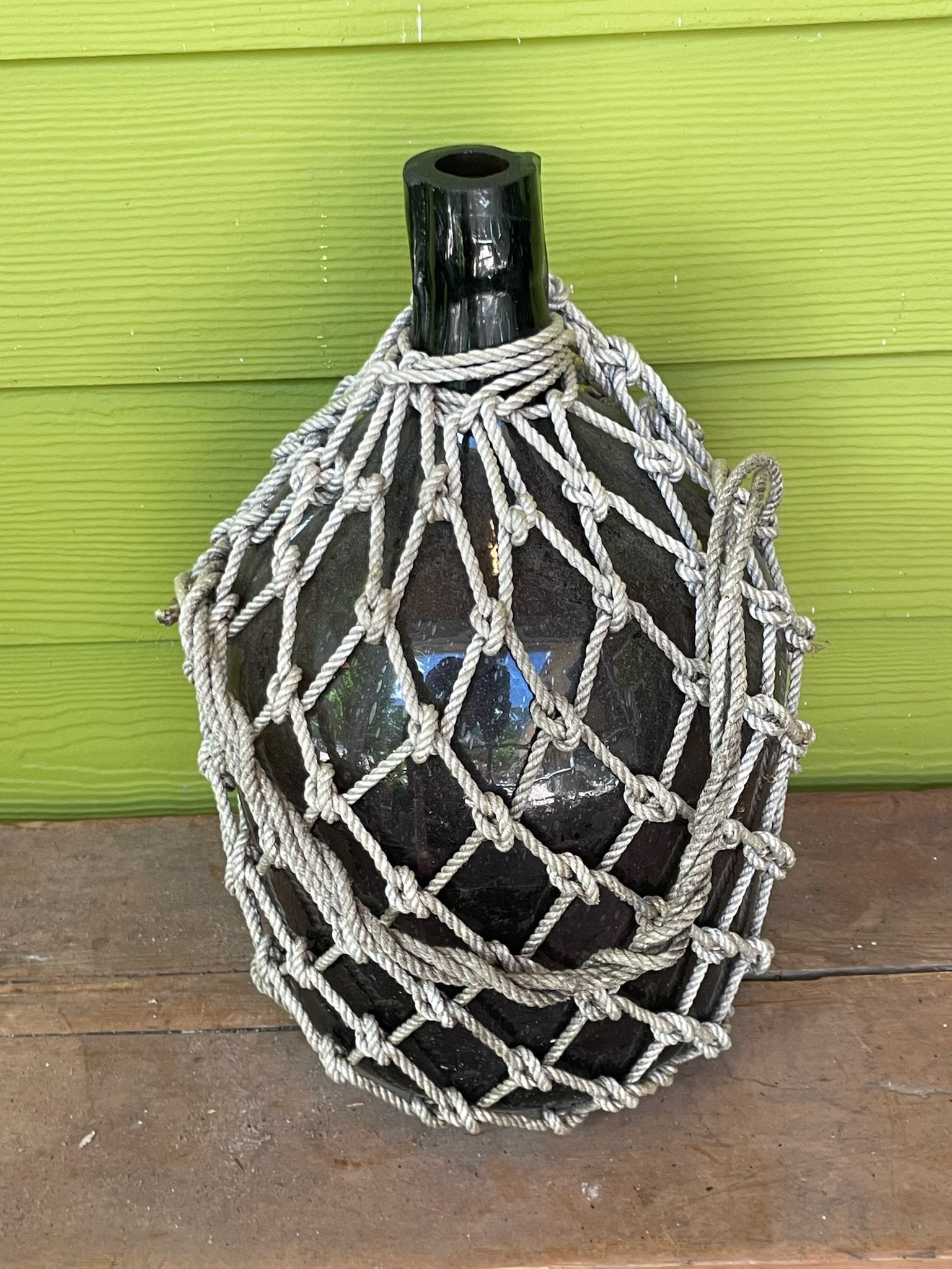 Purple Glass and Rope Rum Cask (1 of 5)