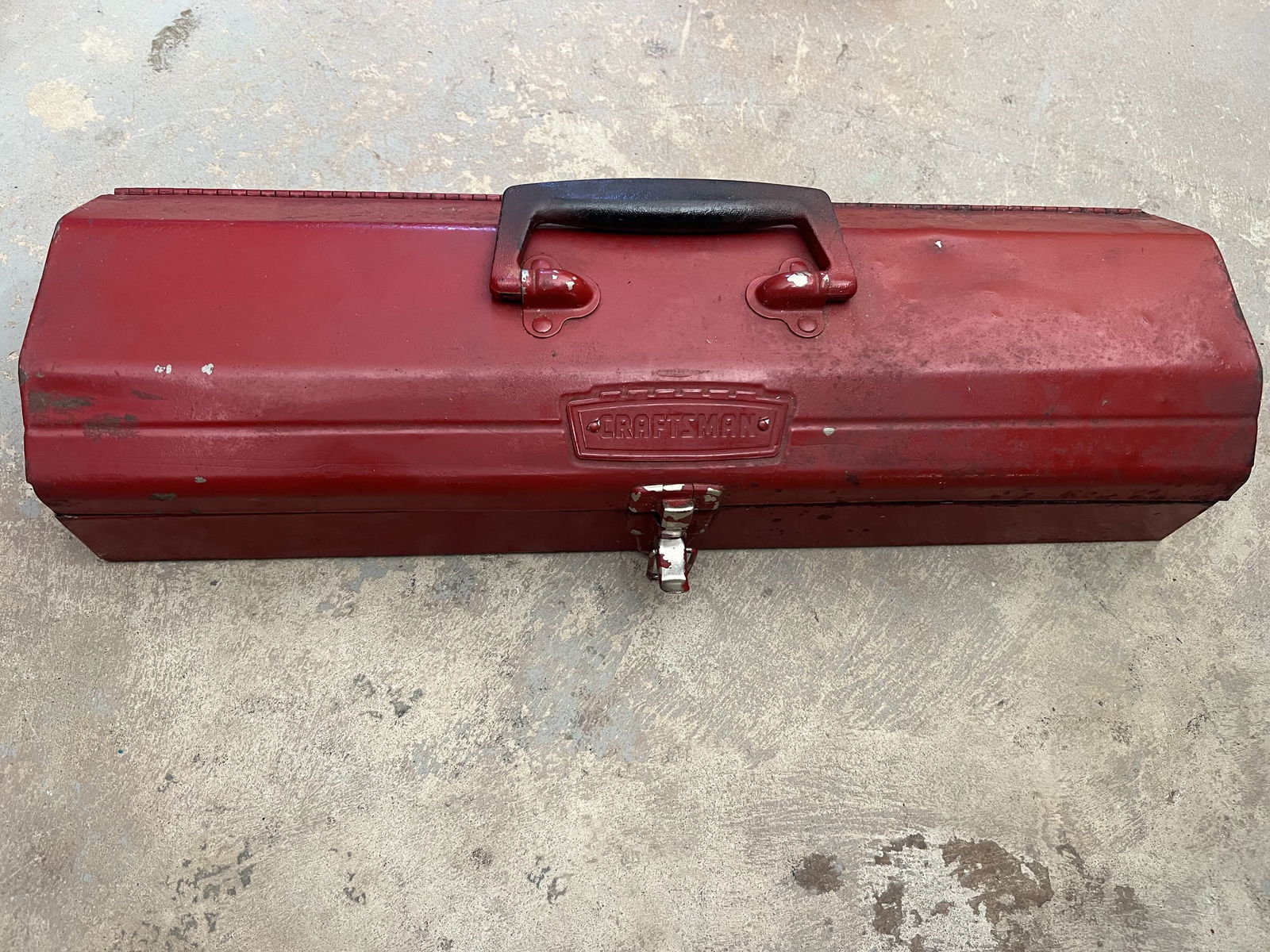 Vintage Metal Craftsman Tool Box and Contents (1 of 6)