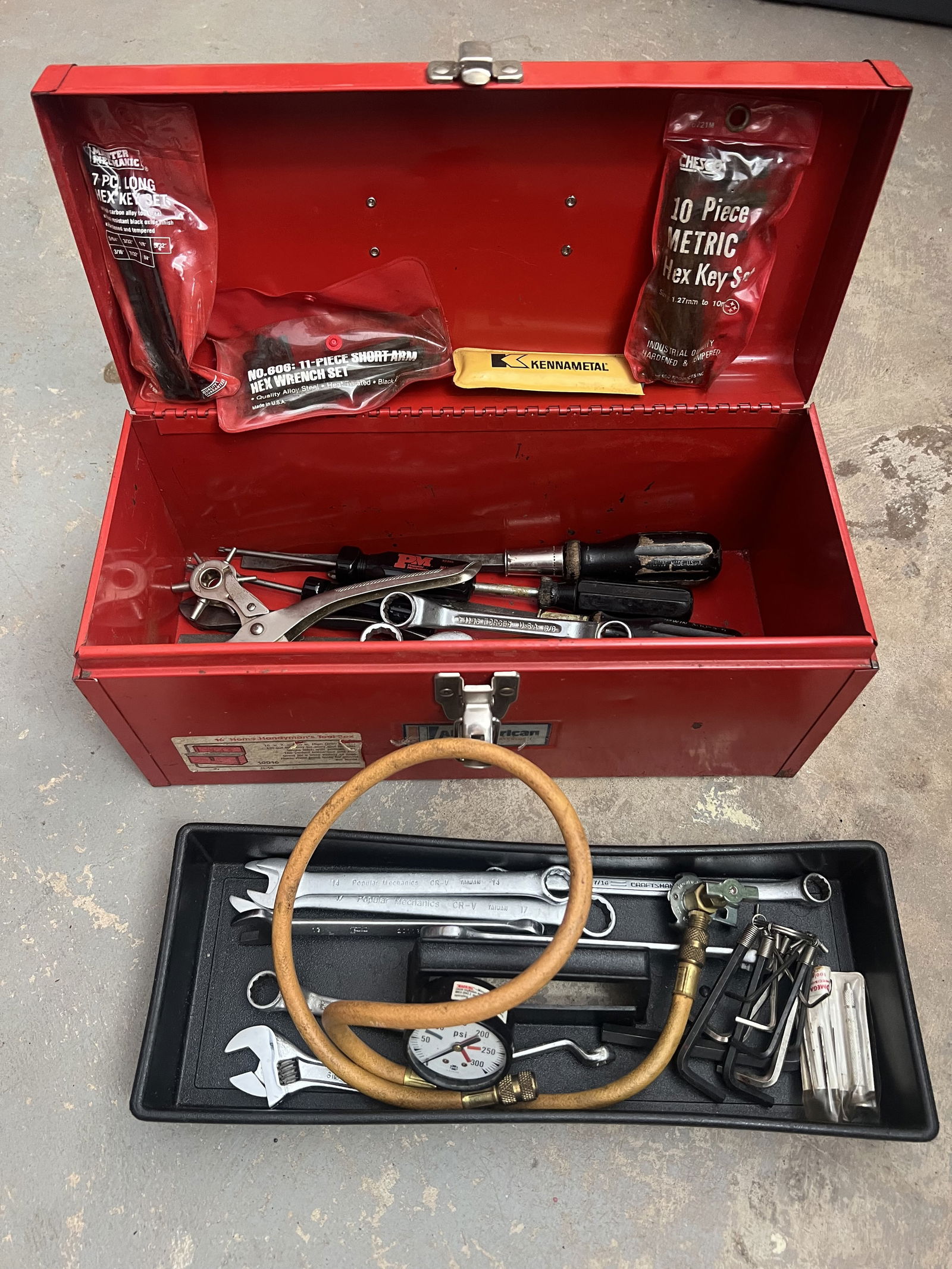 Tool box with contents (1 of 7)