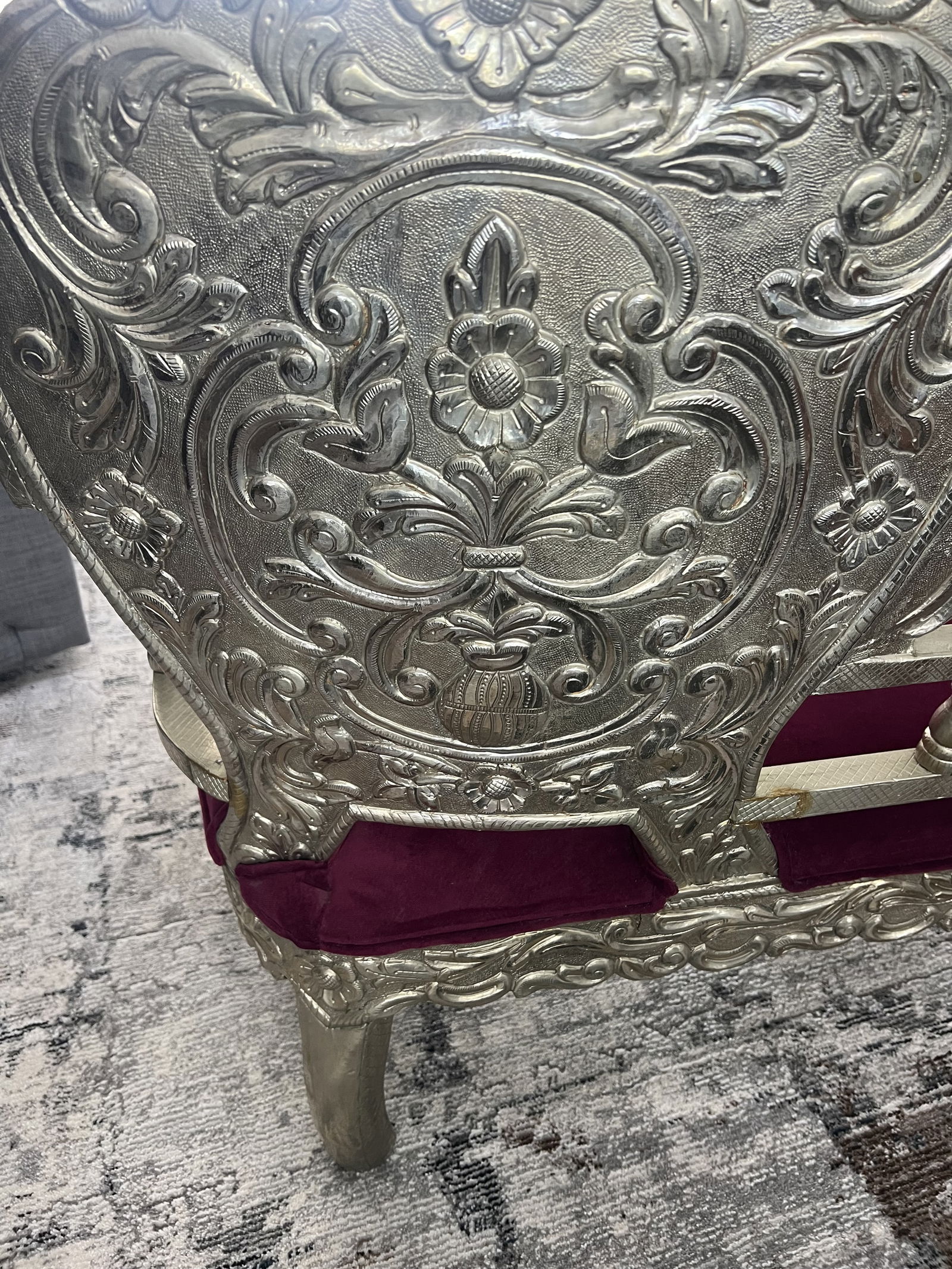 Victorian Silver Lion Head Sofa - 7