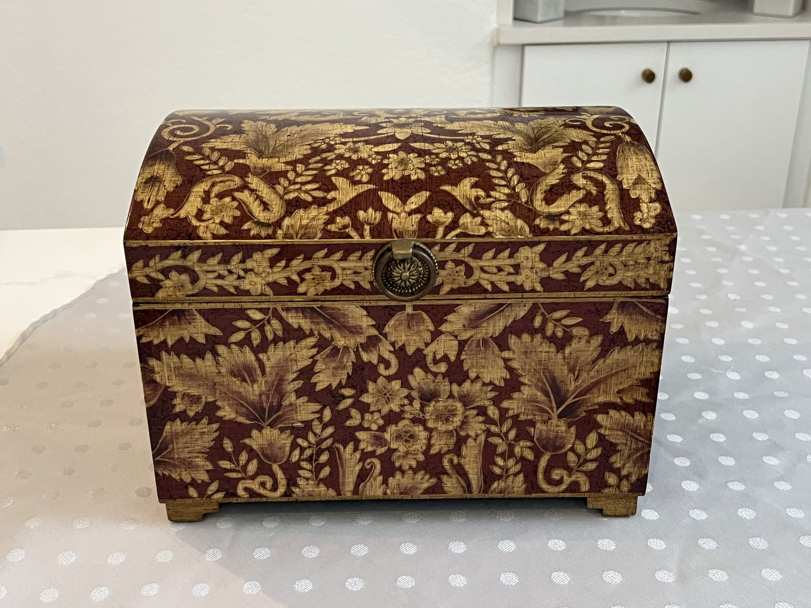 Oriental Accents Domed Box: Asian faux inlay, quality wood, gold and red laquer style. Sticker under. Dimensions: H 8.25" x W 11" x D 8.75" Condition: Very good. Low Estimate: 50.00High Estimate: 150.00