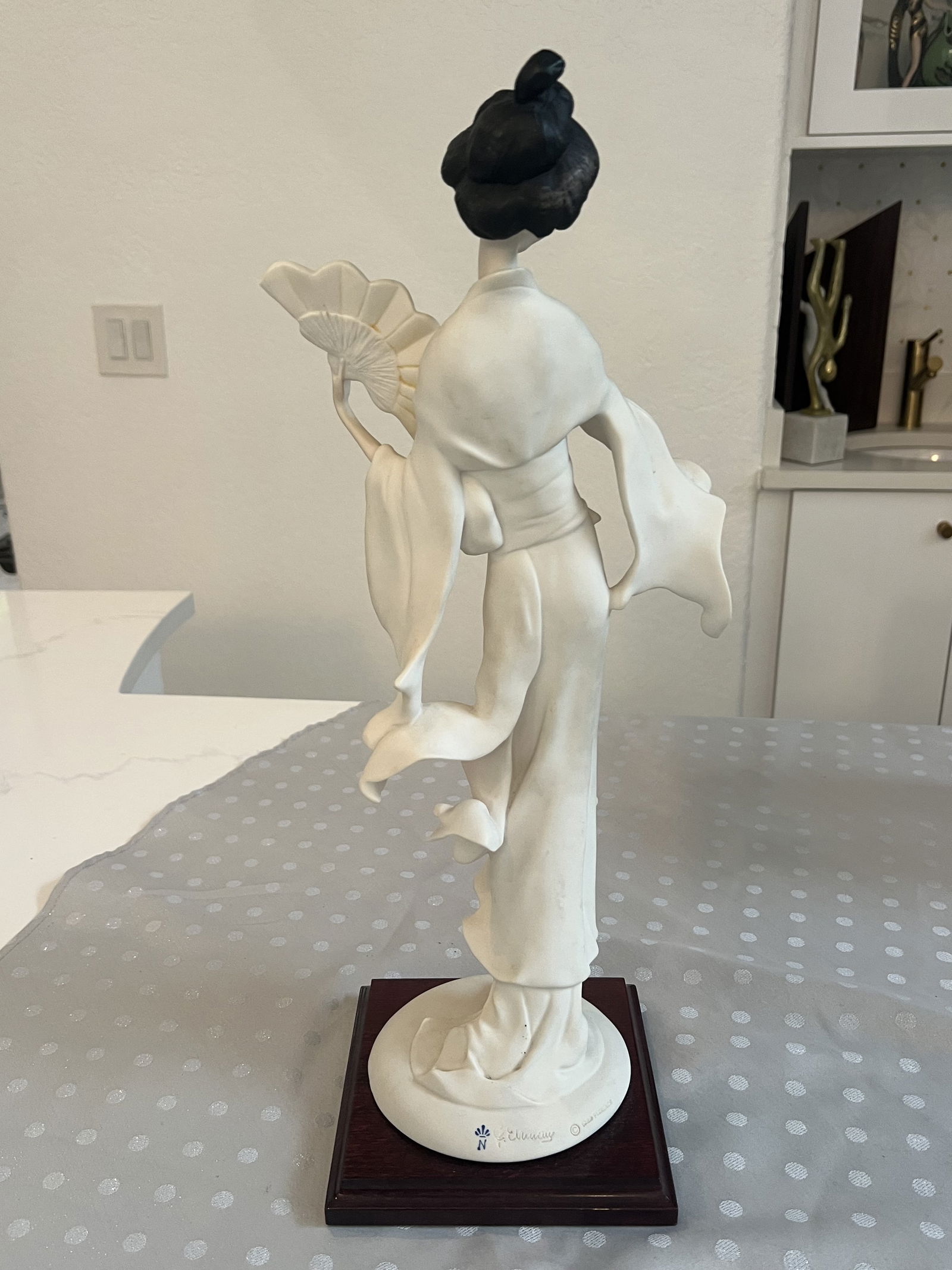 Giuseppe Armani "Oriental Lady" Figurine - 4