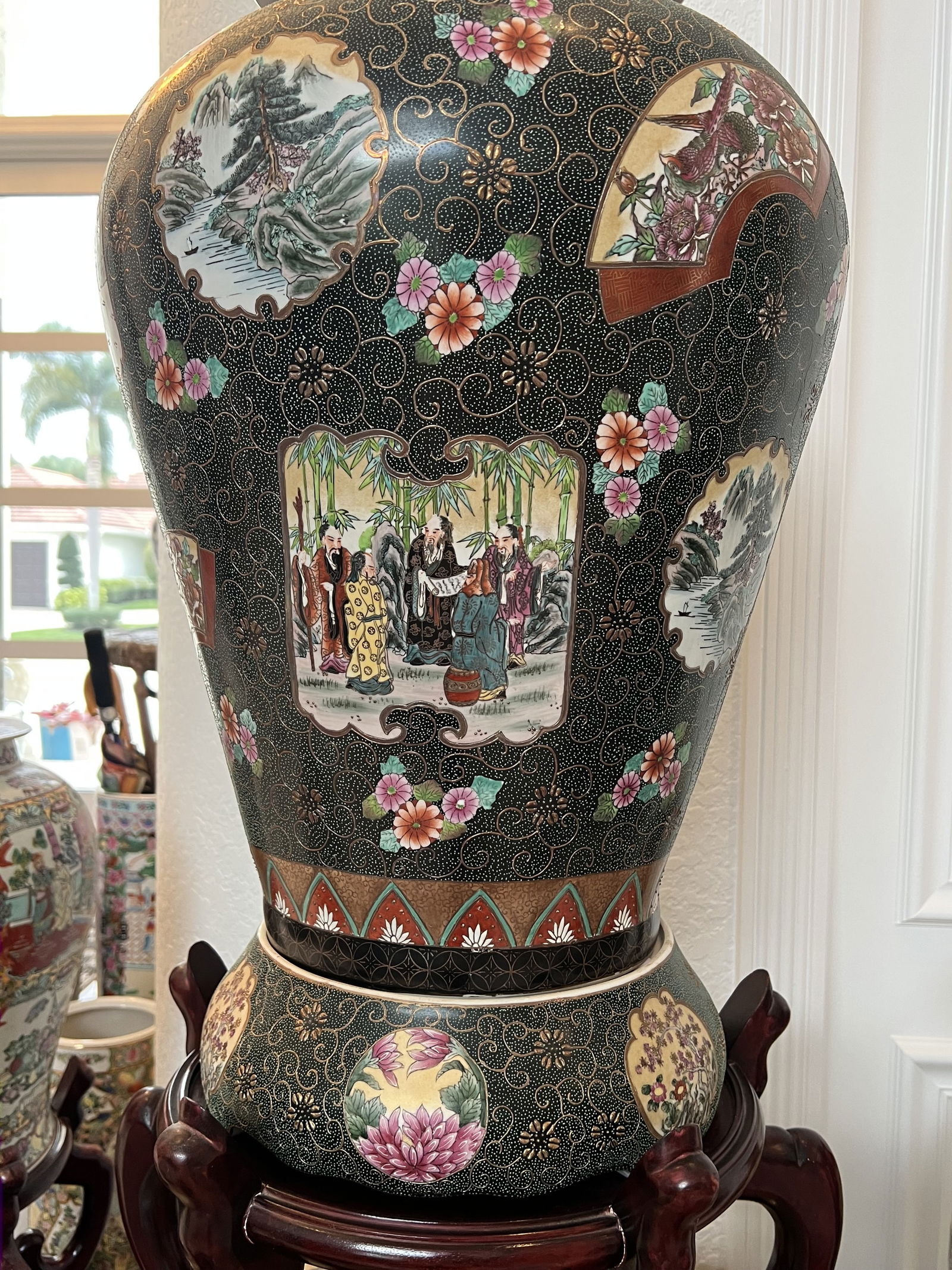 Large Chinese Temple Jar - 5