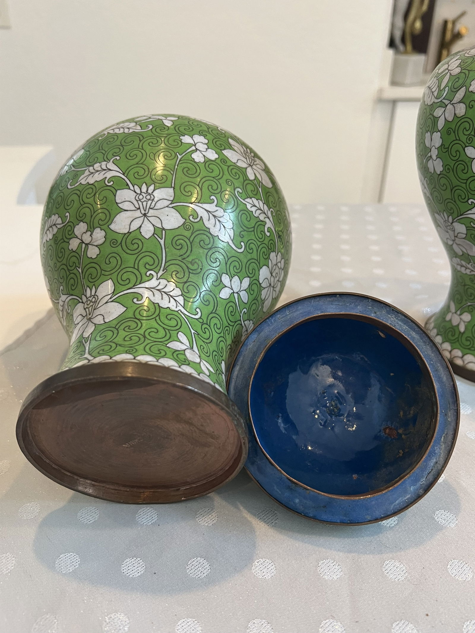 Pair of Green Cloisonne Covered Jars - 4