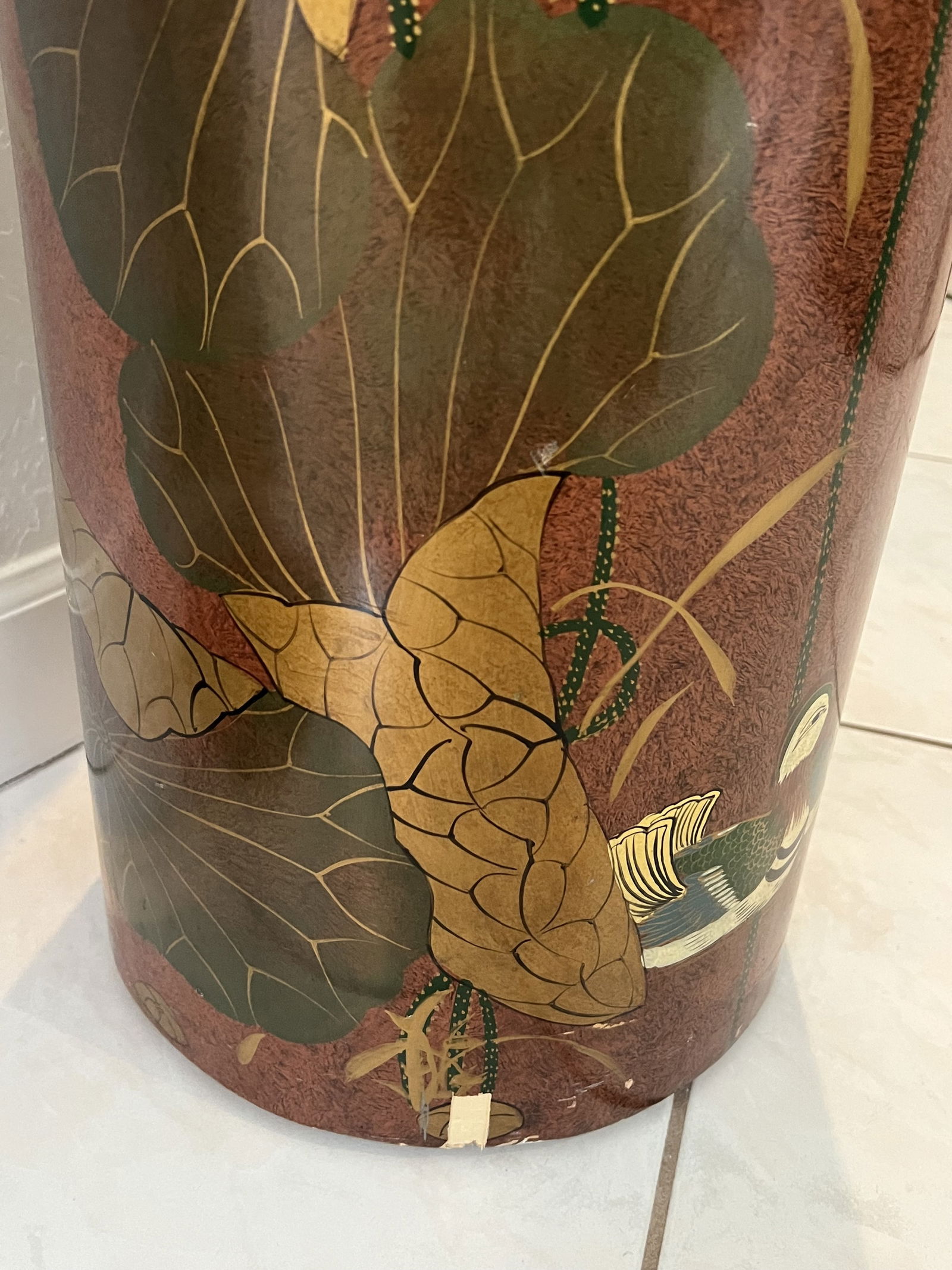 Round Asian Lacquered Pedestal - 4