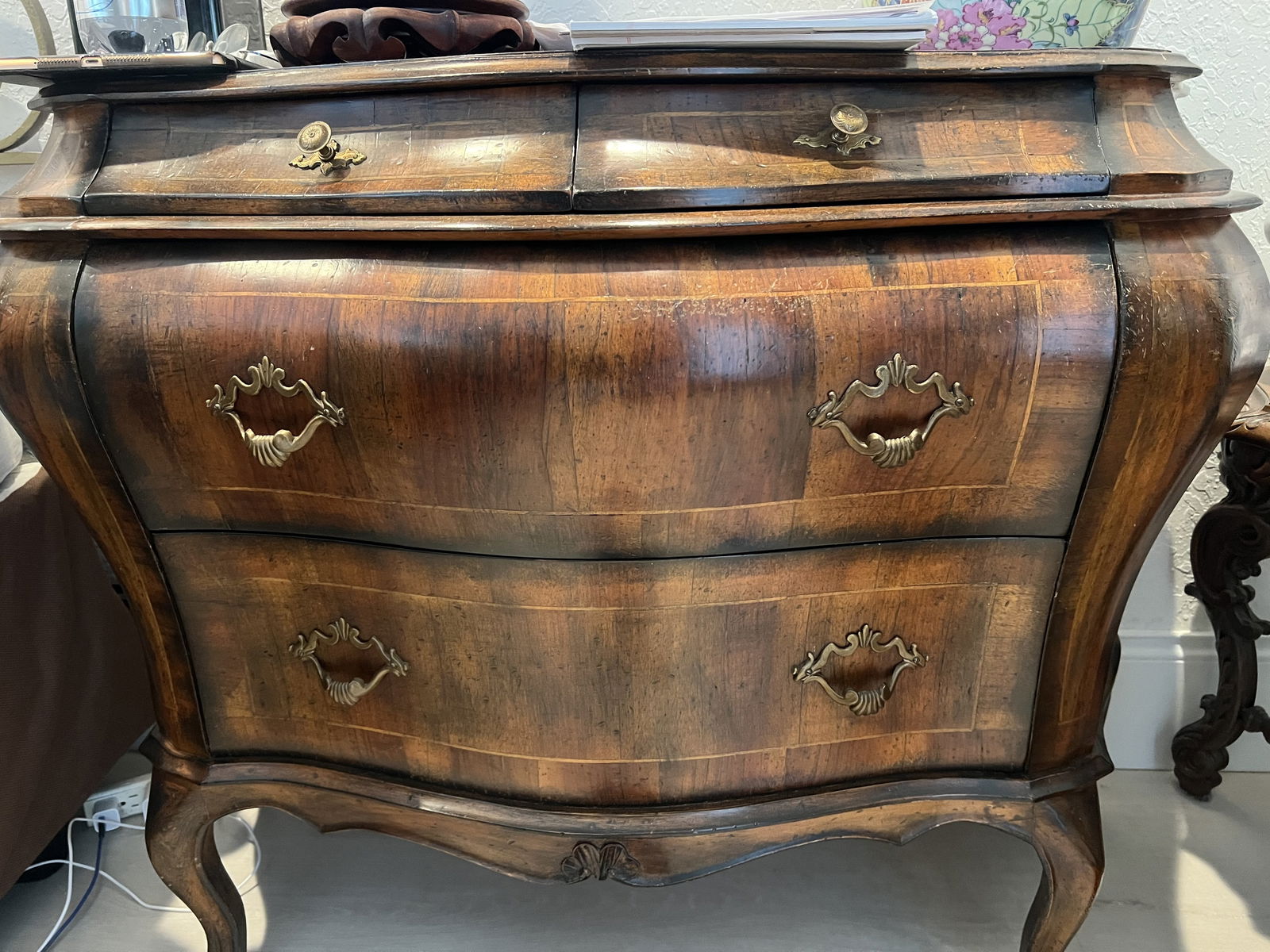 Pair of Italian Bombe Bombay Chests - 8