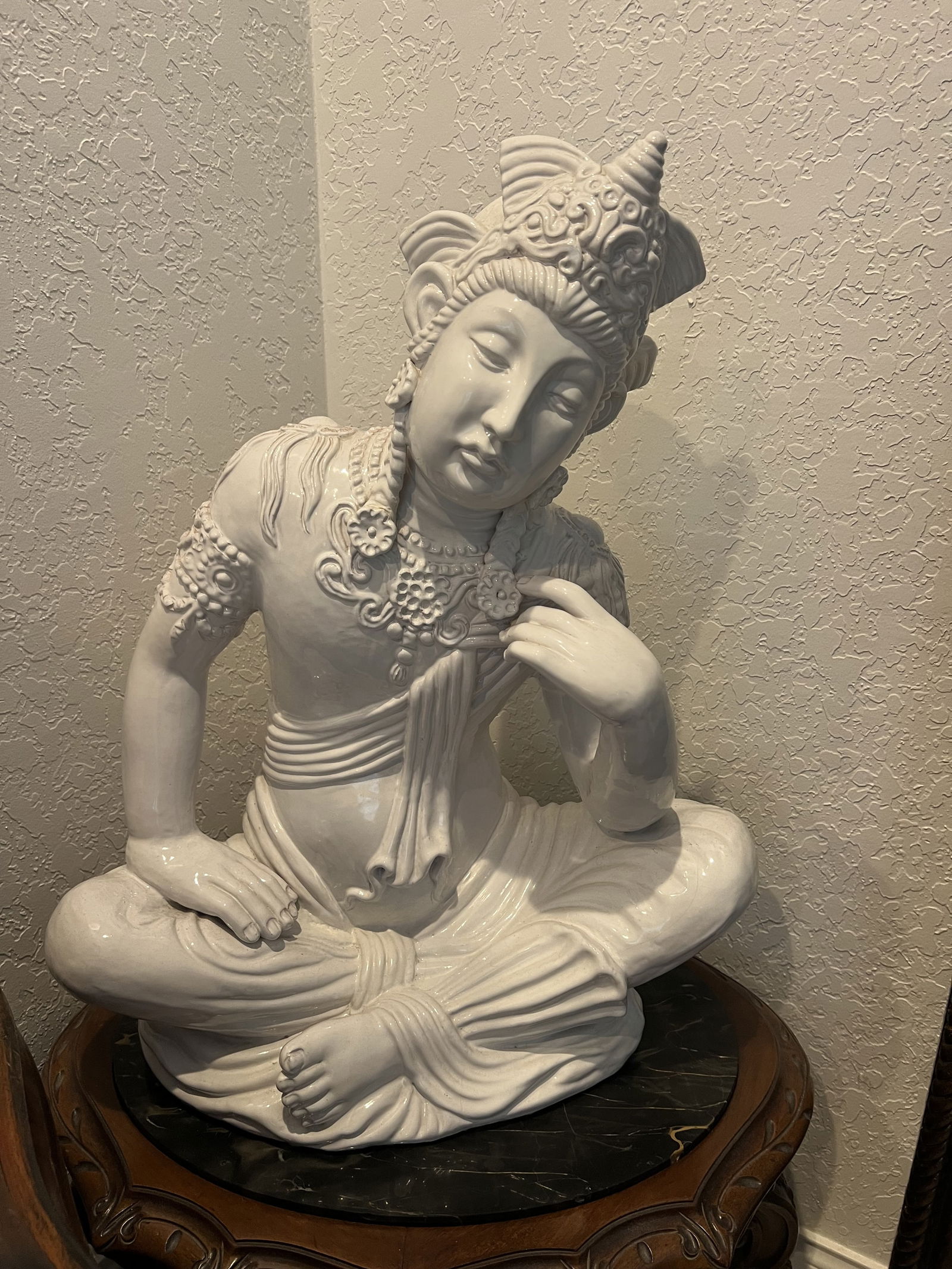Large Italian White Thai Teppanom Goddess - 3